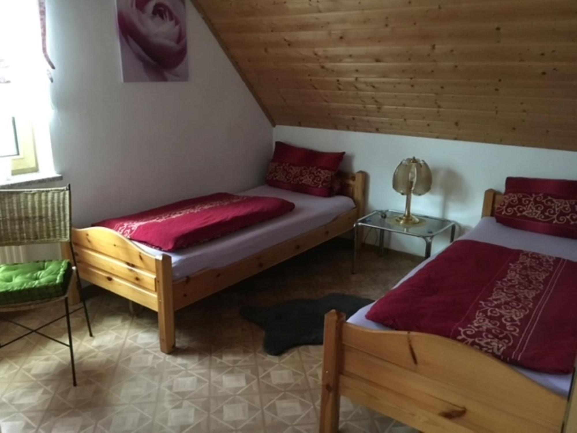 Ferienwohnungen Stahl Pirk Exterior foto